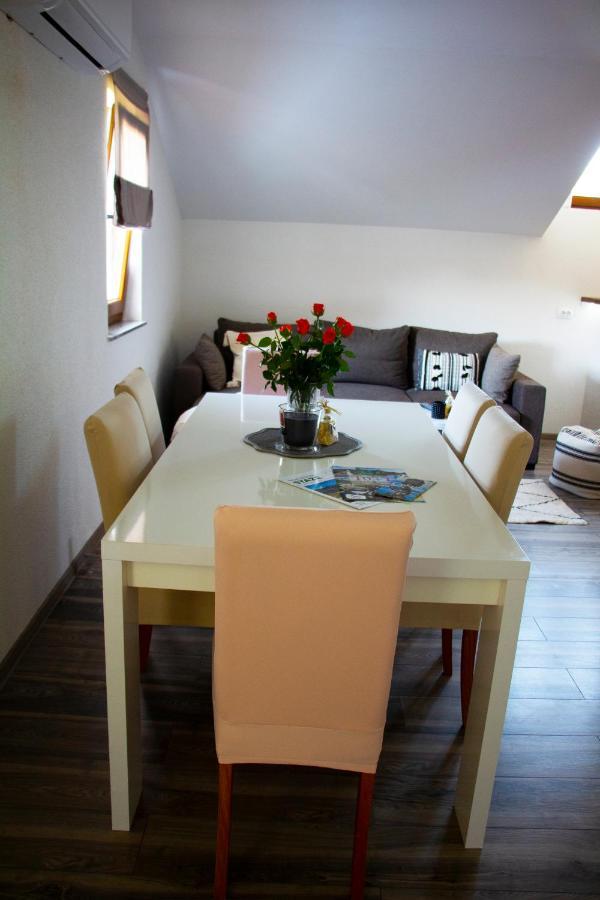 Timeless Apartment Gospic Luaran gambar