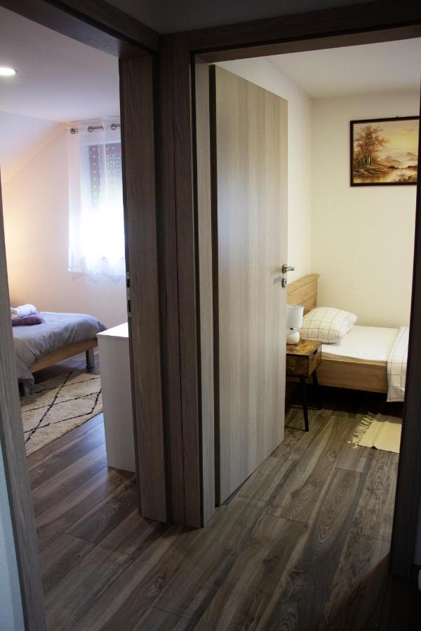 Timeless Apartment Gospic Luaran gambar