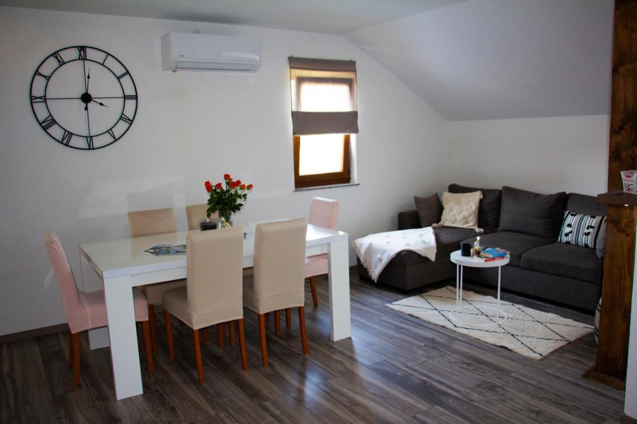 Timeless Apartment Gospic Luaran gambar